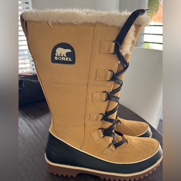SOREL Tivoli High ll women’s snow/ rain boots - Picture 1 of 6